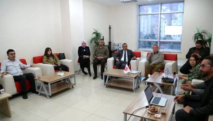 Gümüşhane Üniversitesi Harşit Savunması için 4 binden fazla arşiv belgesi inceliyor
