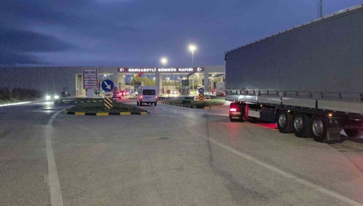 Hamzabeyli’de tır çıkışları 3 gün sonra yeniden başladı, sürücülere rahatlama sağladı