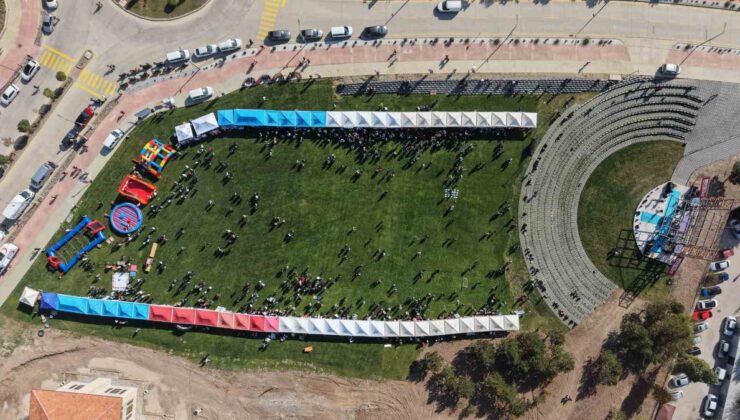 Hitit Üniversitesi şenliğinde binlerce öğrenci yeni dönemi coşkuyla karşıladı