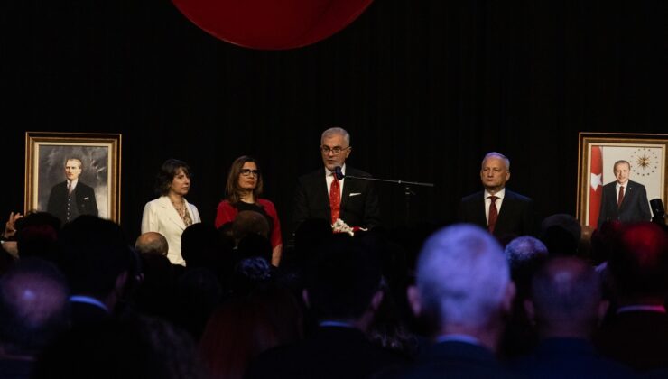 Hollanda’da 29 Ekim Cumhuriyet Bayramı dolayısıyla resepsiyon düzenlendi