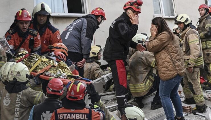İstanbul’da çöken binada 1 kişi hayatını kaybetti, 3 kişi aranıyor