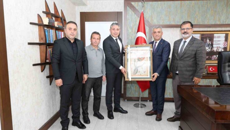 İstanbul’dan eğitim yöneticileri Erzurum İl Milli Eğitim Müdürü Ekici’yi ziyaret etti