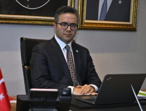 İYİ Partili Yılmaz, Halk TV kayyımı ve gazeteci tutuklamasını sansür olarak niteledi