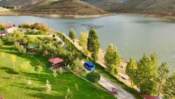 Jandarma Genel Komutanlığı, Bayburt Gökçedere’de devriye görüntülerini paylaştı