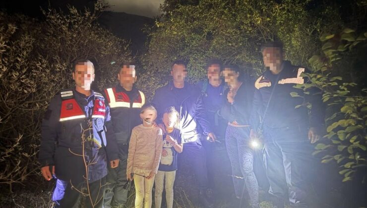 Jandarma, Kuşadası’da doğa gezisinde kaybolan 4 kişilik Alman aileyi gece buldu