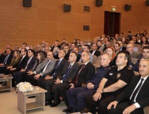 Karabük’te okul güvenliği toplantısı işbirliği protokolü kapsamında yapıldı