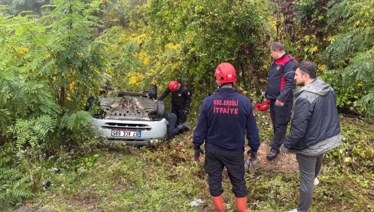 Karadeniz Ereğli’de şarampole devrilen otomobilde sıkışan 3 yaralı kurtarıldı