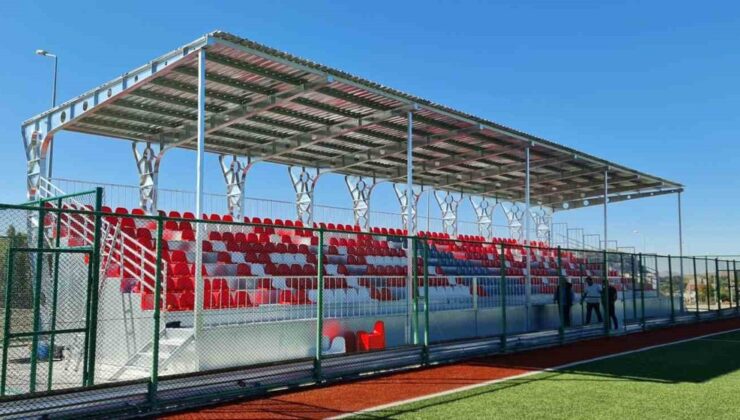 Kayseri Bünyan’daki stadyuma 500 seyirci kapasiteli tribün kazandırıldı
