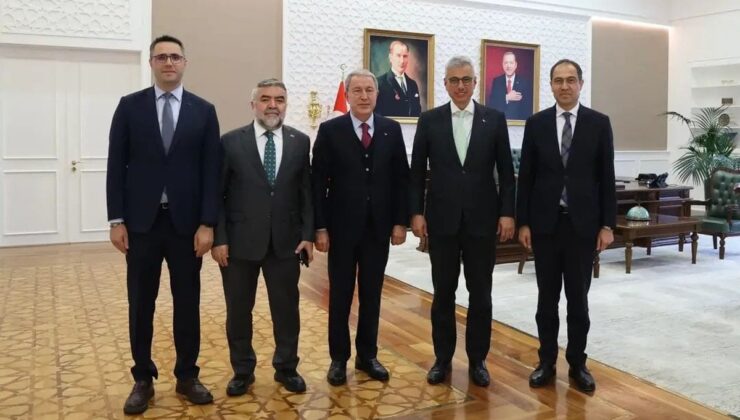 Kayseri İl Sağlık Müdürü Erşan, Bakan Memişoğlu’na 600 yataklı hastaneyi anlattı