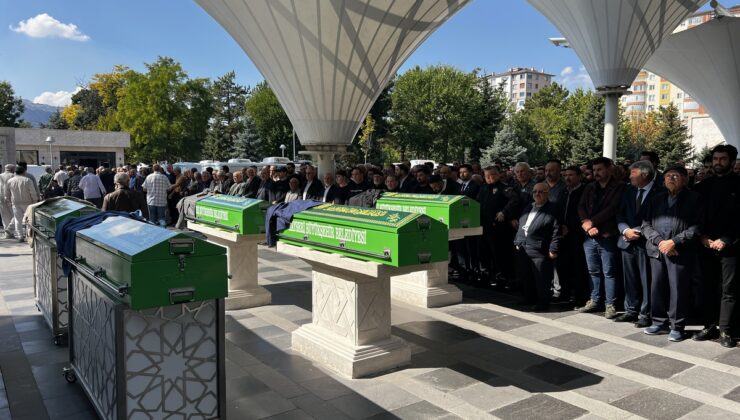 Kayseri İncesu’da kazada ölen emekli bekçi, eşi ve baldızı toprağa verildi