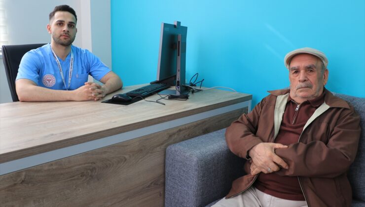 Kilis’te 71 yaşındaki Mehmet Kılıç, 55 yıllık sigara bağımlılığını tedaviyle bıraktı