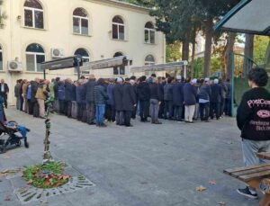 Konserde fenalaşan Mahmud Sami Ramazanoğlu Sahrayıcedid’de toprağa verildi