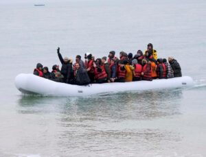 Manş Denizi’ni 23 Eylül’de 781 göçmen geçti, İngiltere-Fransa anlaşması sona erdi