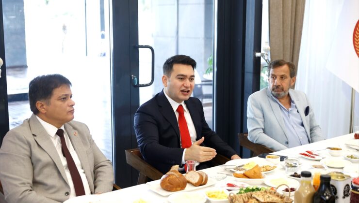 Mersin Cumhuriyet Başsavcısı Emre, basın mensuplarıyla İşyurtları tesisinde buluştu