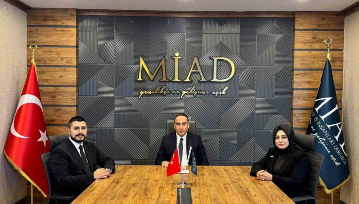 MİAD Malatya Şubesi’nde Salih Erşahin ve Nida Gezek kolların başına getirildi