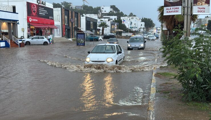Muğla’da sağanak Bodrum’da 3 aracı mahsur bıraktı, Dalaman’da dere taştı