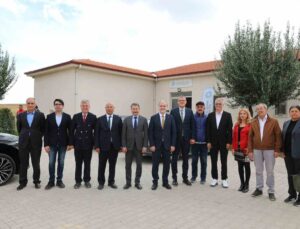 NÖHÜ’nün silajlık soya denemesinde dekara 2 bin 485 kilogram verim alındı
