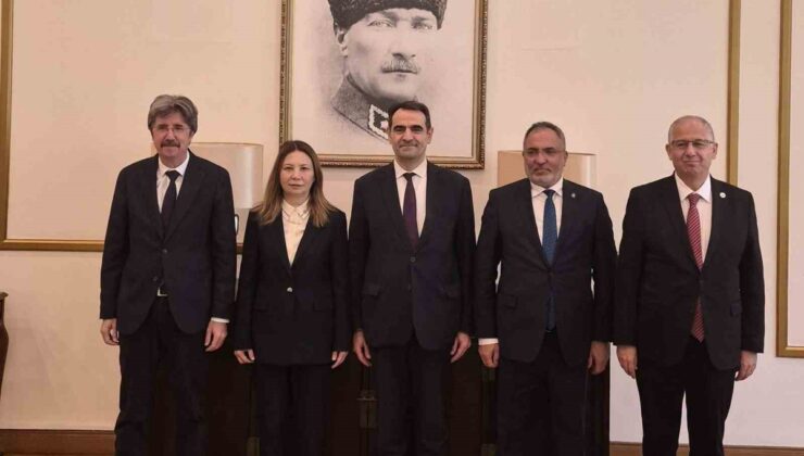 OMÜ Rektörü Aydın, Pekin’de Büyükelçi Ünal’la akademik iş birliklerini ele aldı
