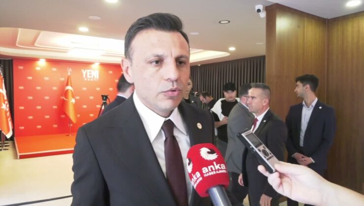 Özgür Çelik, Bakırköy Belediyesi’nde 68 kişinin gözaltına alındığını söyledi