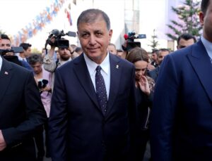 Öztunç, Cemil Tugay’ın AK Parti’ye katılmasına ‘ödülünü aldı’ dedi