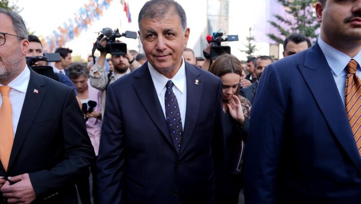 Öztunç, Cemil Tugay’ın AK Parti’ye katılmasına ‘ödülünü aldı’ dedi