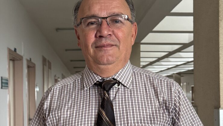 Prof. Dr. Bozkurt sigaranın kalp krizlerinin yüzde 50’sinden sorumlu olduğunu söyledi