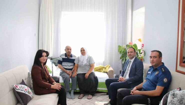 Pütürge Kaymakamı yaşlı ve rahatsız vatandaşları evlerinde ziyaret etti