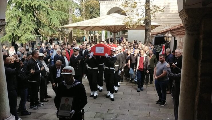 Rahatsızlanarak hayatını kaybeden Uzman Çavuş Oğuzcan Alma, Gebze’de toprağa verildi