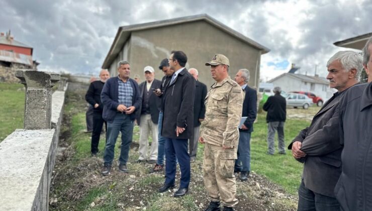 Refahiye Kaymakamı Taşkıran, Kalkancı köyü sakinlerinin taleplerini dinledi