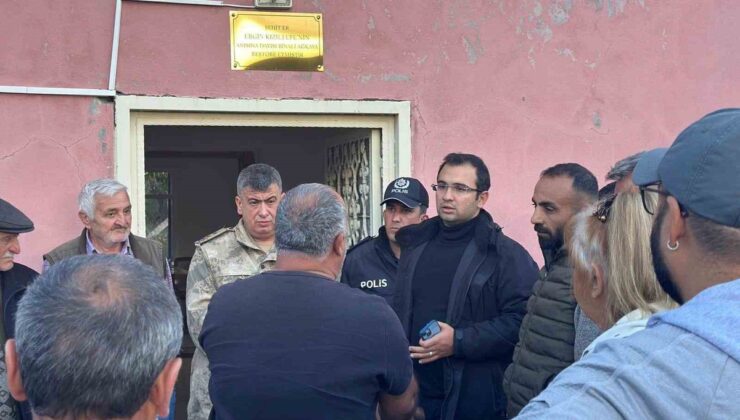Refahiye Kaymakamı Taşkıran, köy ve mezralarda vatandaşların taleplerini dinledi