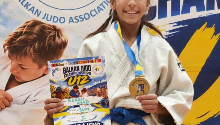 Salihlili judocu Beren Ayaz, 36 kiloda Balkan şampiyonu olarak altın madalya kazandı