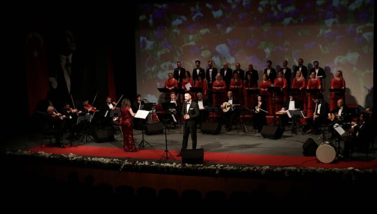 Samsun Devlet Klasik Türk Müziği Korosu, 103. yıl için 1923’ten Sonsuza konseri verdi