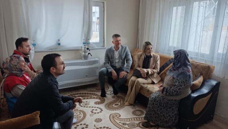 Samsun Havza’da Kaymakam Serin, Yaşlılar Günü’nde yaşlıları evlerinde ziyaret etti
