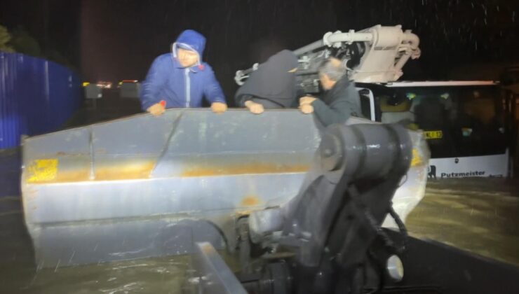 Sarıyer Ayazağa’da iş yerlerinde mahsur kalanlar tek tek kurtarıldı