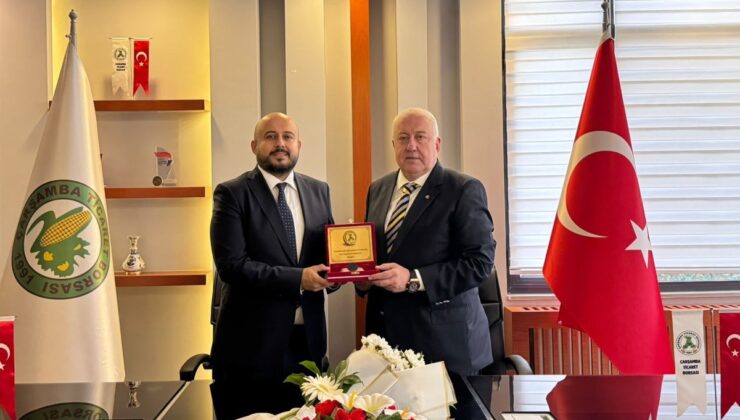 Selim Yılmaz, Çarşamba Ticaret Borsası başkanlığını Kazım Yılmaz’dan devraldı