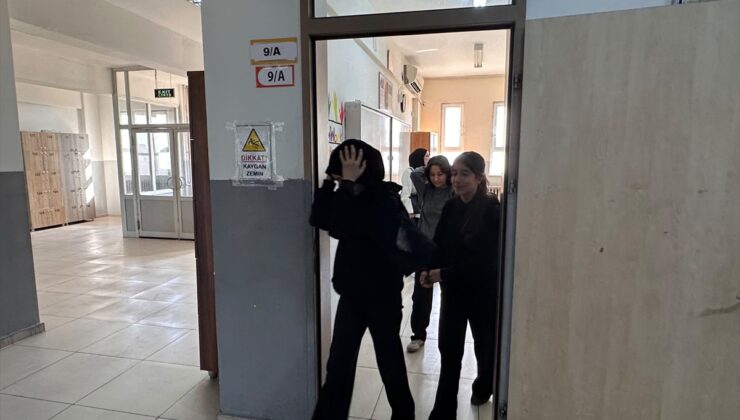 Silopi’de Hacı Mehmet Ökten Anadolu İmam Hatip Lisesi’nde afet tatbikatı yapıldı