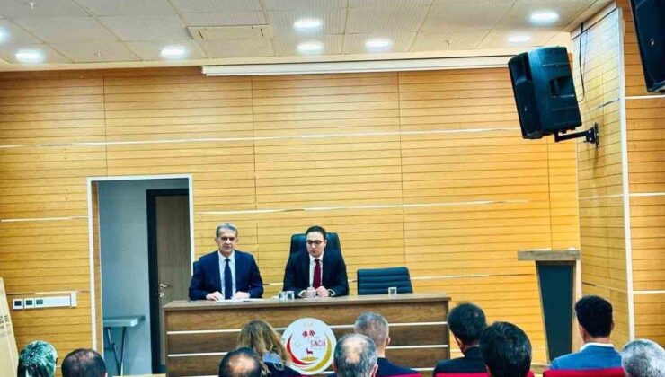 Sincik’te okulların eksikleri ve taşımalı eğitim Kaymakam başkanlığında görüşüldü
