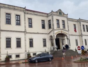 Sinop’ta 91 yaşındaki kadına şiddet iddiasıyla hemşire tutuklandı