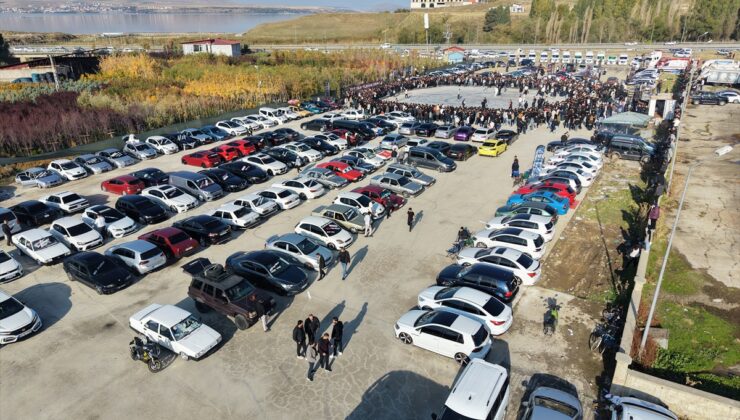 Tatvan’da ilk modifiyeli araç fuarına çevre illerden 300 sürücü katıldı