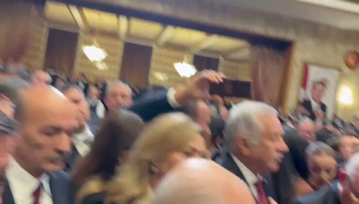 TBMM’de yeni yasama yılı açılış resepsiyonu… Bahçeli’den YENİ Parti’nin Genel Kurul’daki protestosuna ilişkin: “Siyasi açıdan doğru olmadı”