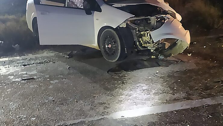 Tekirdağ Şarköy’de çarpışan otomobillerden birinin sürücüsü öldü, 3 kişi yaralandı