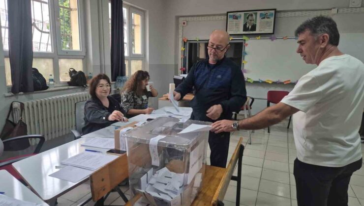 Tekirdağ’da çifte vatandaşlar Bulgaristan seçiminde 78 sandıktan birinde oy kullandı