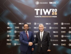 Ticaret Bakanı Bolat, Libya Başbakan Yardımcısı Zadma ile İstanbul’da bir araya geldi