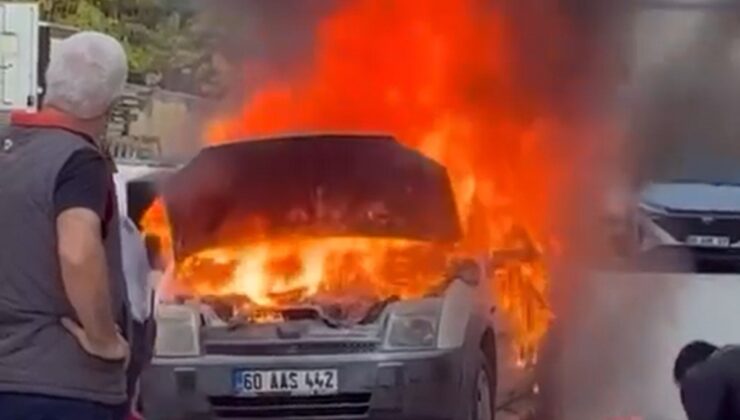Tokat’ta TOGÜ Hastanesi otoparkında yanan hafif ticari araç kullanılamaz hale geldi
