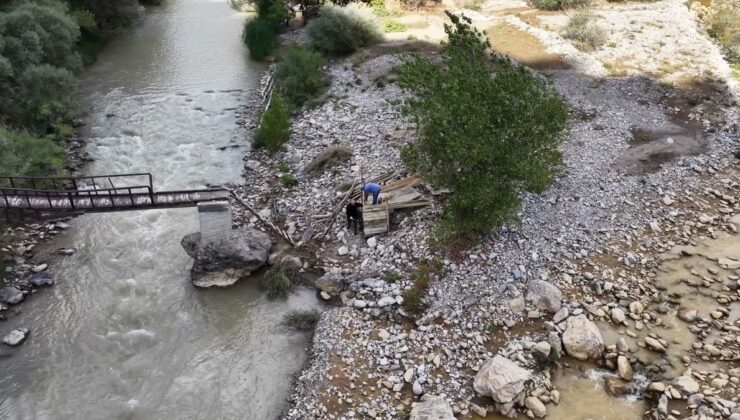 Tunceli’de köprü yıkıldı, Dokuzkayalar köylüleri devletten köprü ve yol istiyor