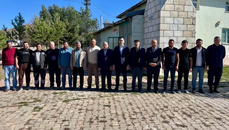 Ulaş Kaymakamı Avcı, Akkaya ve Kovalı köylerinde vatandaşların taleplerini dinledi