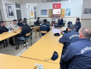 Ulaş’ta jandarma ve emniyet personeline 5 günlük avcılık kursu açıldı