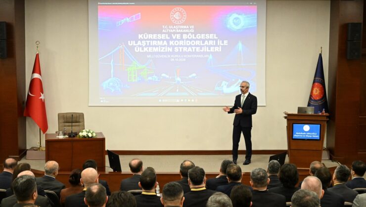 Uraloğlu, Milli Güvenlik Konferansları’nda ulaştırma koridorlarını anlattı