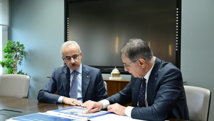 Uraloğlu ve Tugay İzmir ulaşımını görüştü, bakanlık ekipleri kente gönderilecek