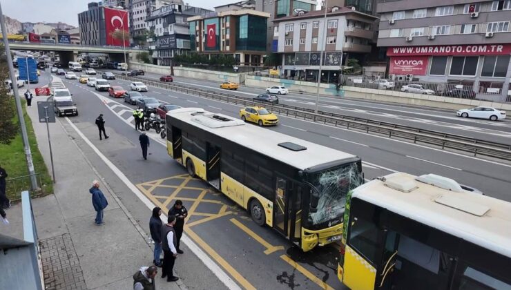 Üsküdar’da özel halk otobüsü İETT otobüsüne çarptı, 4 yolcu hafif yaralandı